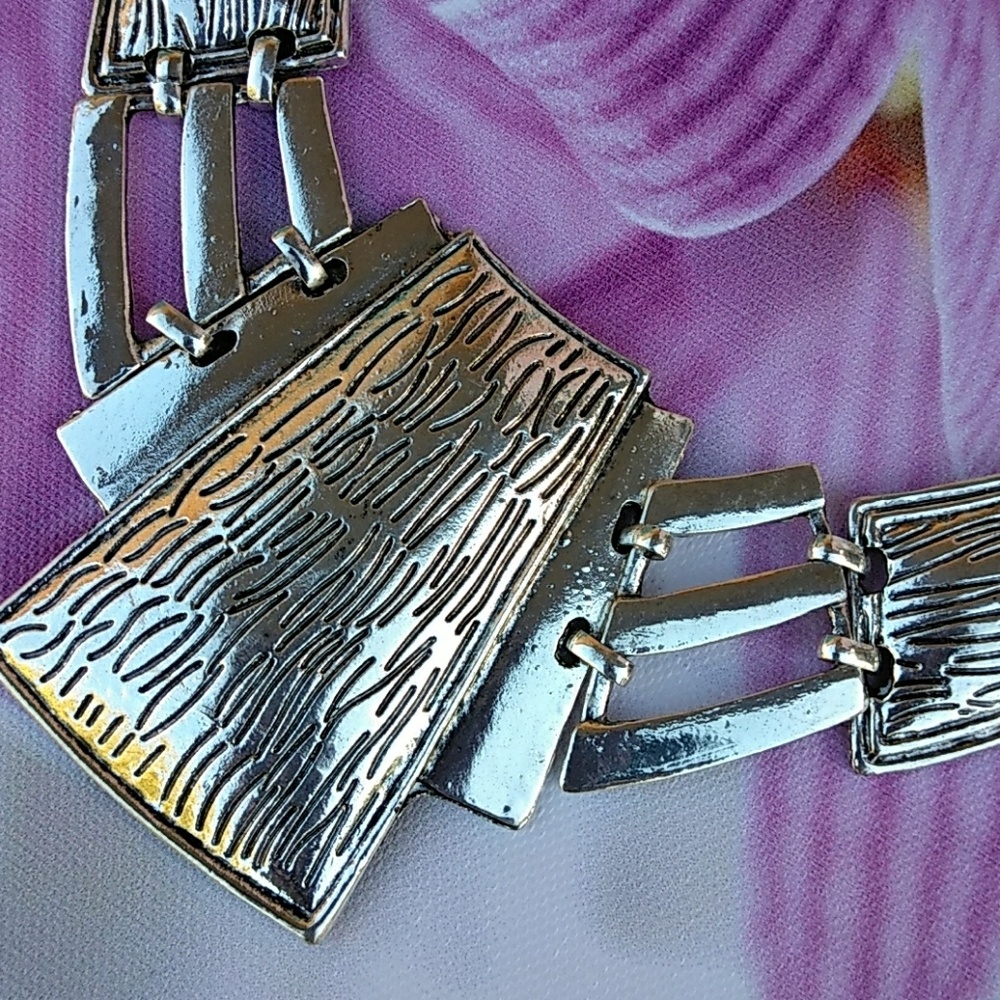 Necklace Set - Picture 2 of 4
